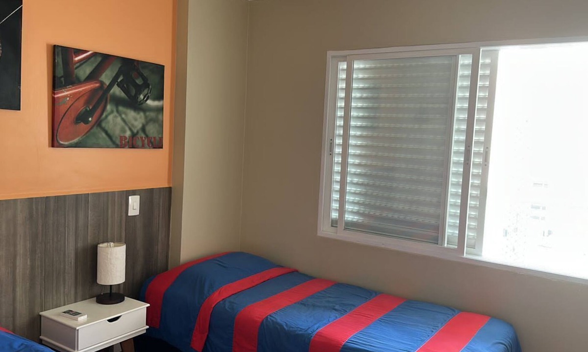 Barra Funda Apartment | Ótimo Apartamento COM AR, A 1 Quadra DA Praia DE Pitangueiras, Confortável