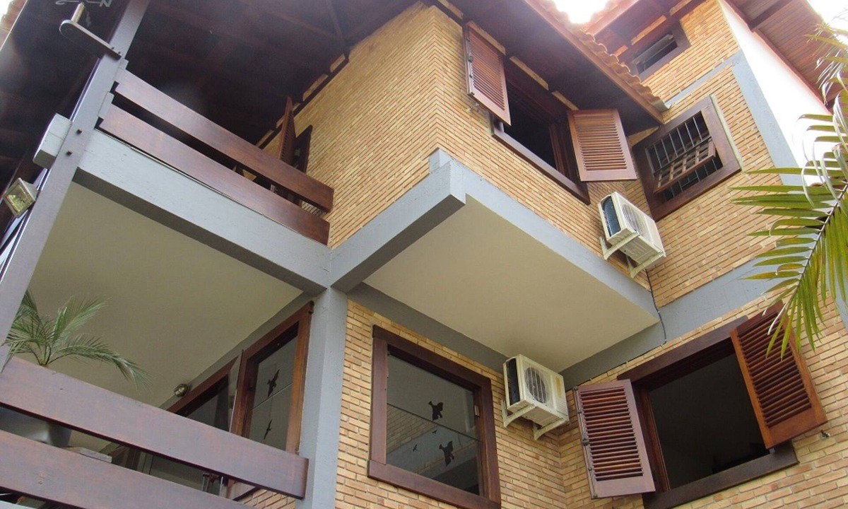 Caraguatatuba House | 180 degree view to the Beach!