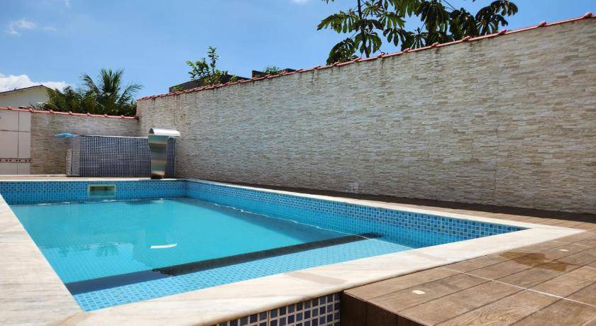 Caraguatatuba House | 180 m² House ∙ 3 bedrooms ∙ 9 guests