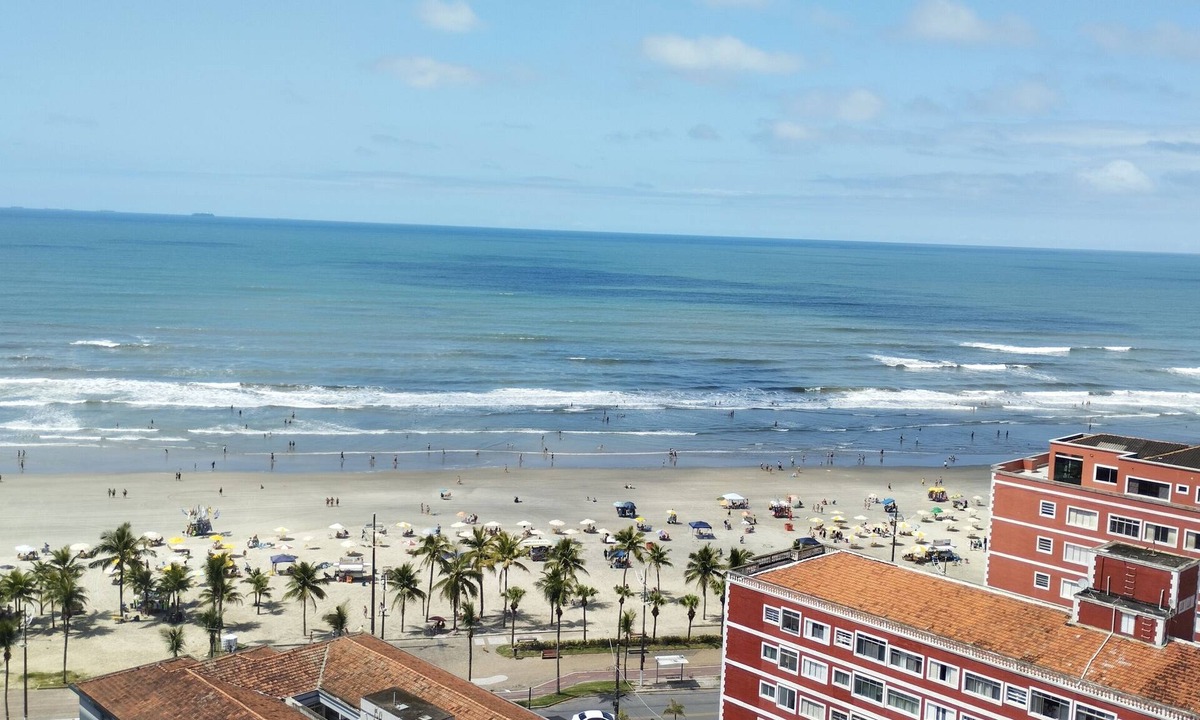 Vila Assuncao Apartment | 2-bedr. apartment, 1 min. from the beach, balcony w/barbecue, Wi-Fi