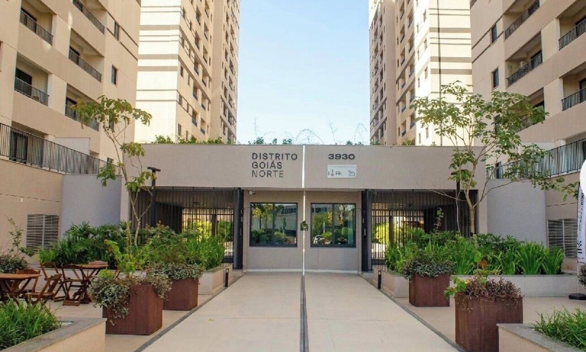 Residencial Humaita Apartment | 2-bedroom apartment, close to the 44th Street area, bus station, airport, and Flamboyant Shopping Mall.