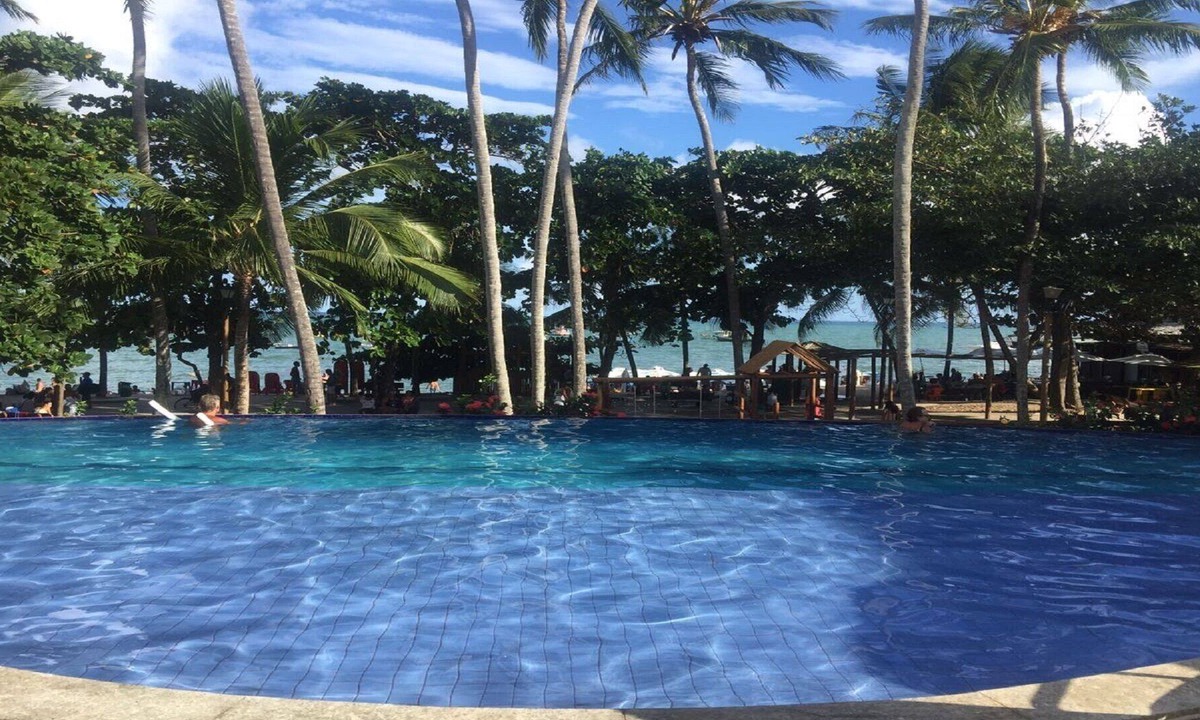 Praia do Forte Apartment | 2 bedroom apartment in front of the sea and in the MAIN VILLAGE of Praia do Forte