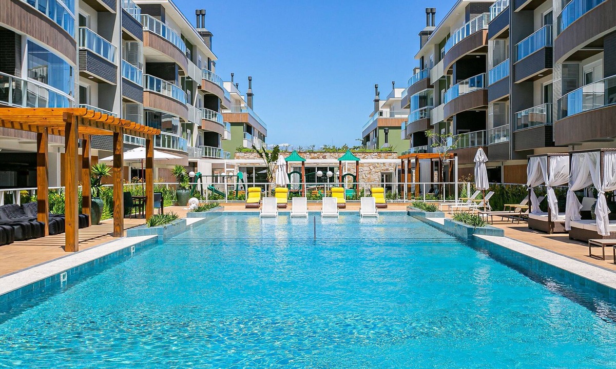 Campeche Norte Apartment | 400mb Wi-Fi | 50" Smart TV | Swimming Pool #CAMP15