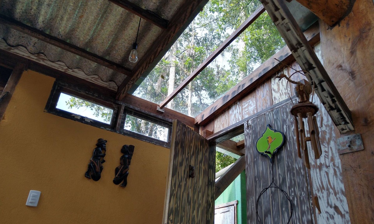 Mariscal House | A house completely conected with the nature, close to fantastic beaches.