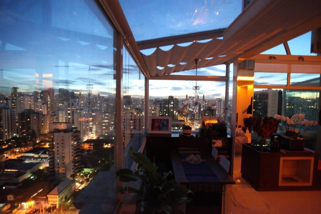 Campo Belo Apartment | A vista que vale a viagem!