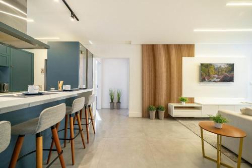Castelo Branco Apartment | Achei Itapema Chatêau Saint Michel, R.302
