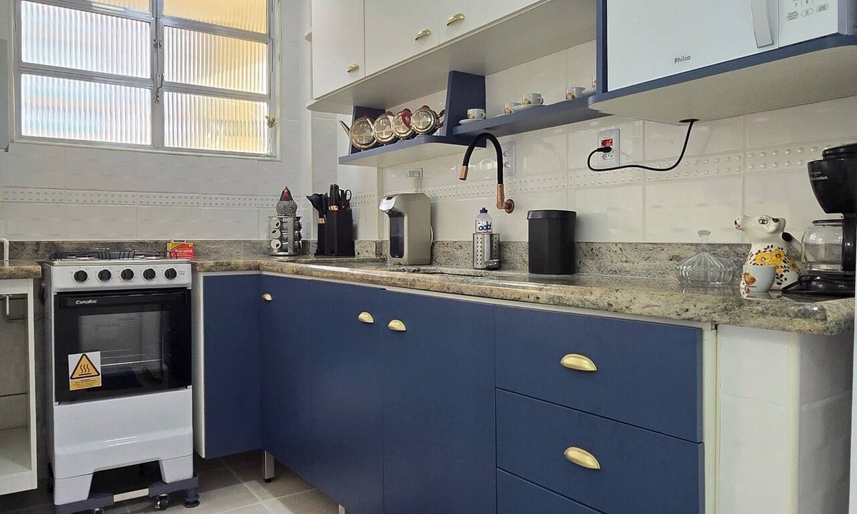 Jose Menino Apartment | Across from the beach Renovated Air Conditioning 6 people