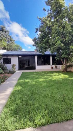 Encarnacion House | Alojamiento LA PERSEA