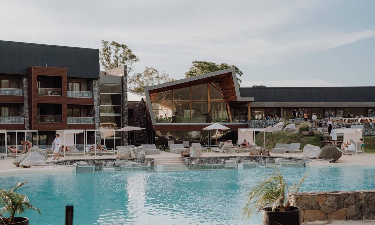 Villa General Belgrano Hotel | Alpine Luxury Suite: Near Brewery Park & Mountain Trails | Outdoor & Indoor Pool