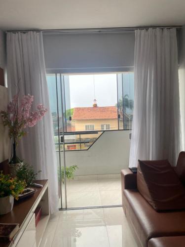 Setor Ocidente da Vila Brasilia Apartment | Alugo para Moto GP Apê Helena