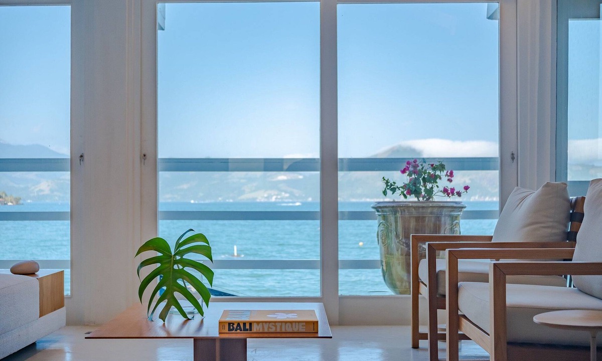 Mombaca House | Angra - Mombaça | Mansão Espetacular Beira-Mar, 7 Suites - por Casapē Rio