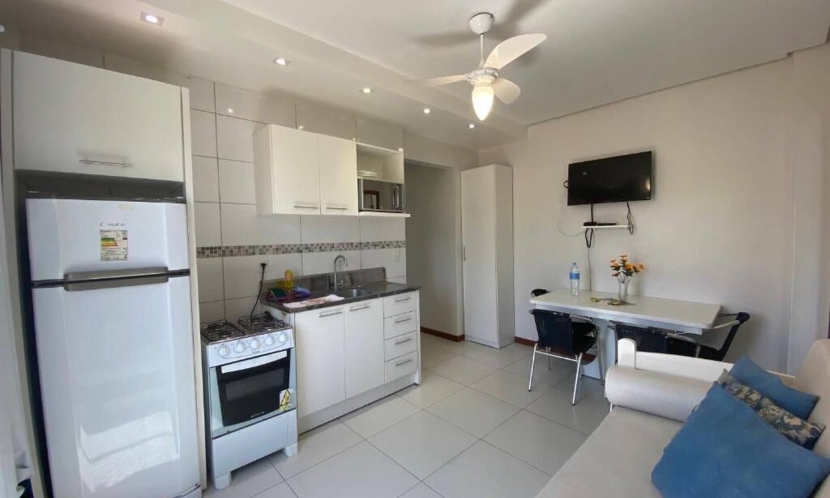 Ingleses do Rio Vermelho Apartment | Apartment with two bedrooms and two bathrooms 70m from the sea