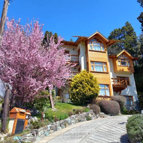 San Carlos de Bariloche Apartment | Apart Hotel Bungalows Los Cipresales