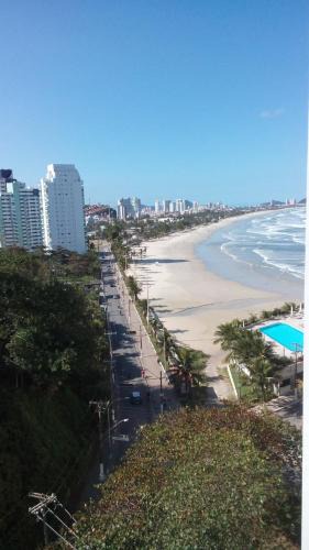 Morro do Maluf Apartment | Apartamento frente para o Mar ,50 m da praia , ar condicionado todos quartos