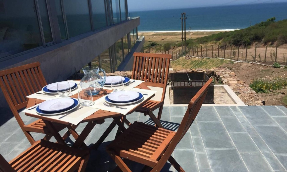 Punta Ballena Condo | Apartamento moderno con vista al mar.