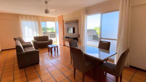 Ilheus Apartment | Apartamento Renoir, único por andar, 2 vagas de garagem e piscina - Centro, próximo ao Food Park