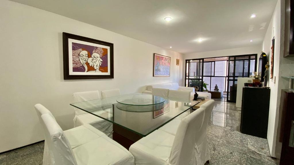 Mucuripe Apartment | Apartamento vista mar, 2 Suítes, WC Social,2 vagas