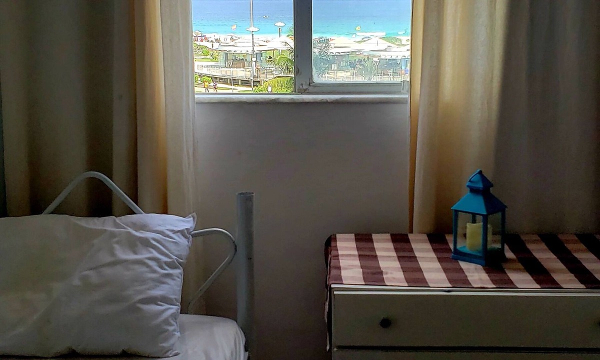 Vila Nova Apartment | Apartment overlooking the sea Rive Gauche