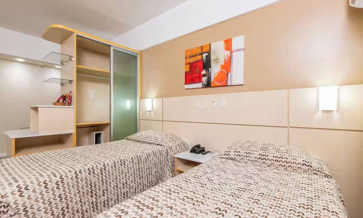 Centro Hotel | Apartment-Style Room Ideal for Sightseeing Trips Around Porto Alegre