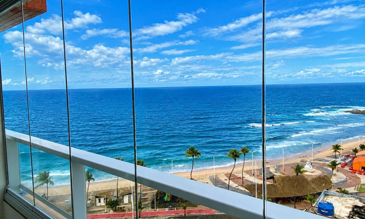 Amaralina Apartment | Apartment with ocean view in Smart Pituba.
