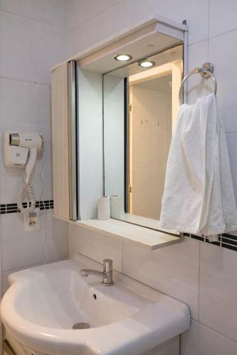 Parque da Fonte Apartment | Apto Térreo 2 Quartos com Garagem e Próximo Aeroporto, BRs-277 e 376