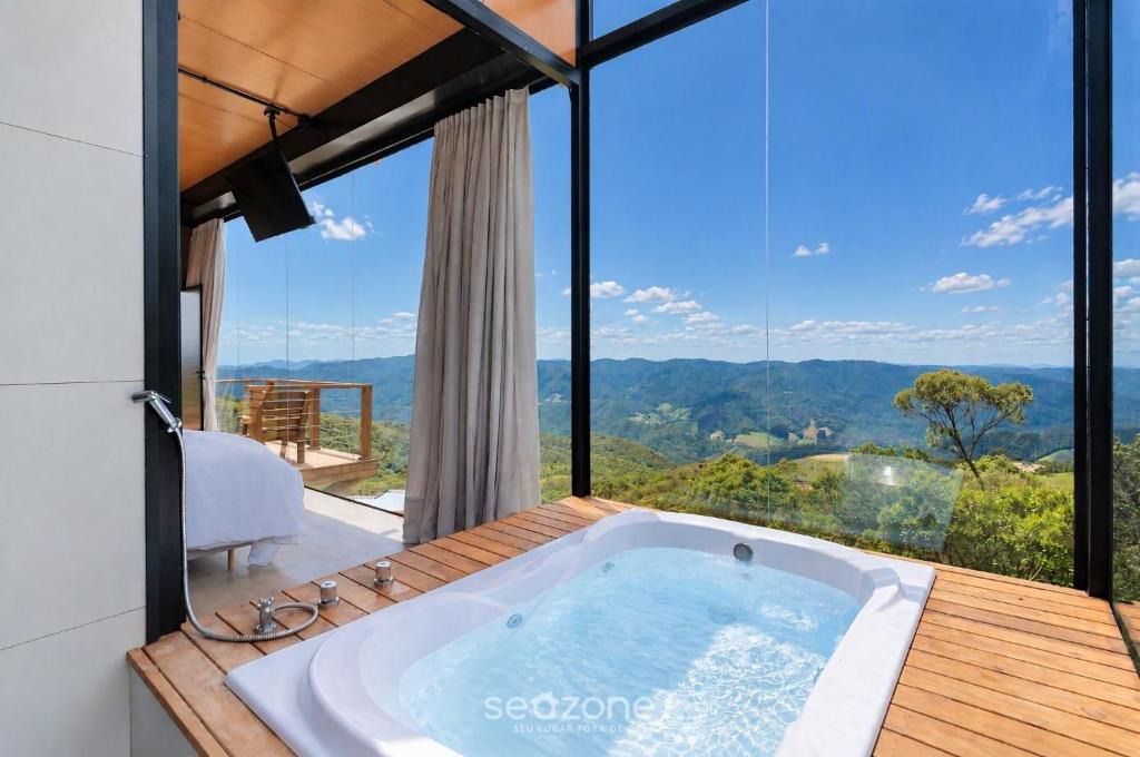 Anitapolis Ski Chalet | Bathtub With a View and Glass Roof, Serra VST044