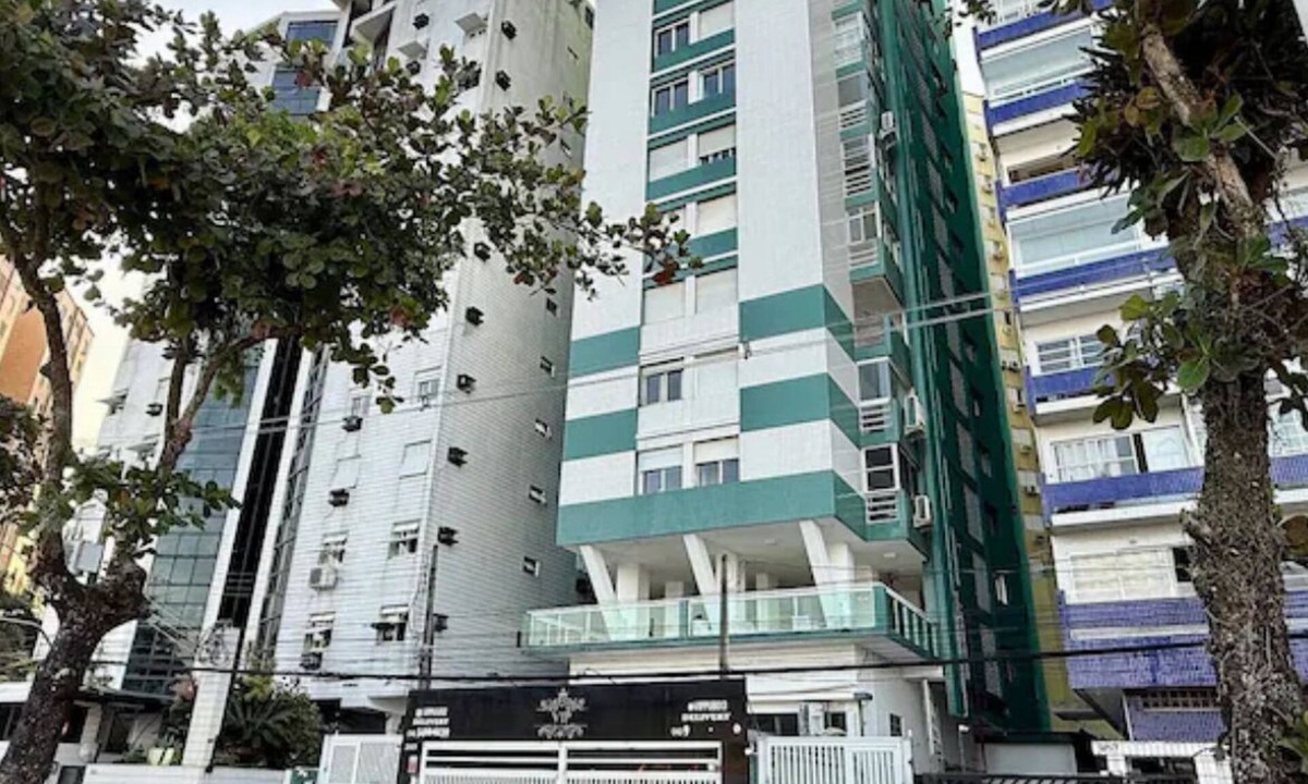 Sao Vicente Apartment | Beachfront apartment in Gonzaguinha