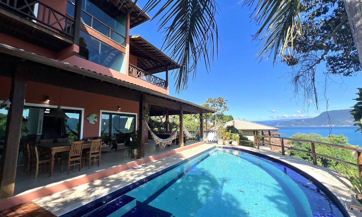 Sao Pedro House | Beautiful house with spectacular views of the sea