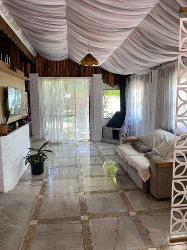 Governador Celso Ramos House | Berto's House HOSTEL