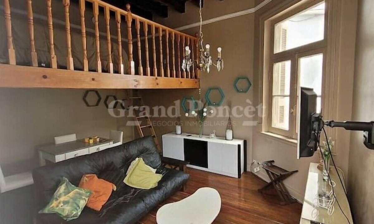 San Telmo Apartment | Bohemian spacious Charm SanTelmo large groups and families