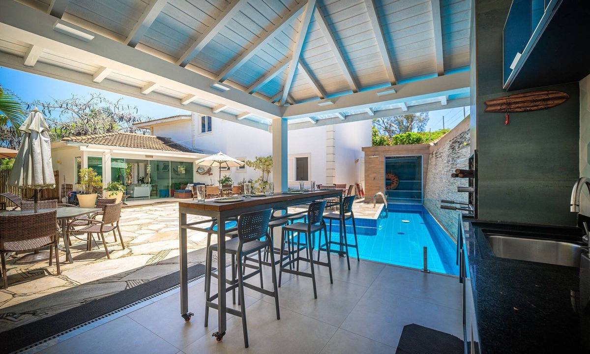Porto Belo House | Bz79 House with Pool and Sauna 300 meters from the Beach!