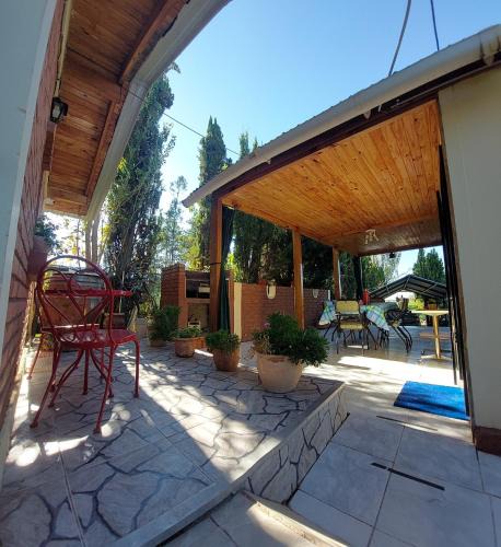 Cacheuta Ski Chalet | Cabaña Casa Amarilla