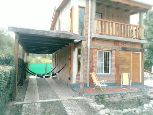 Los Reartes Ski Chalet | CABAÑA PRIVADA NALÚ 2, Villa Ciudad Parque a 150m Río Los Reartes