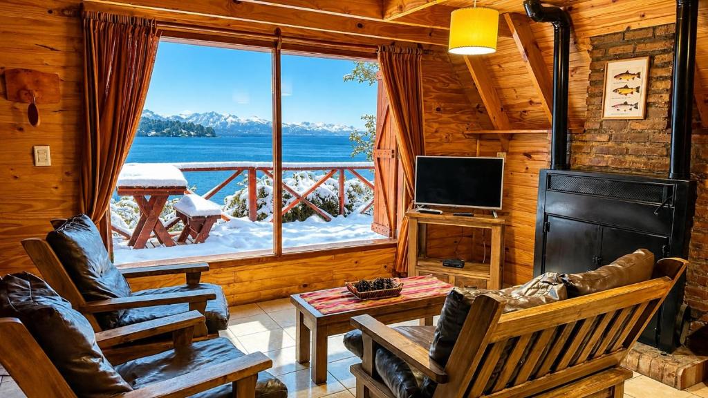 Villa Pehuenia Ski Chalet | Cabañas Aucaman