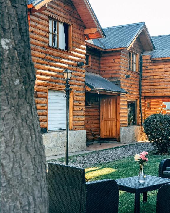Lanin National Park Cabin | Cabañas de Troncos