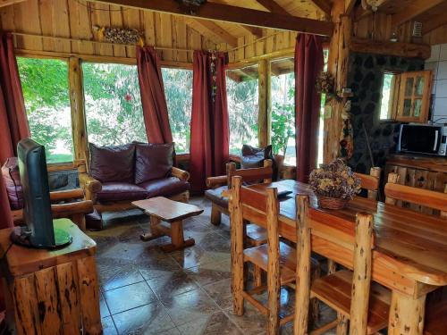 Lago Puelo Ski Chalet | Cabañas La Osa