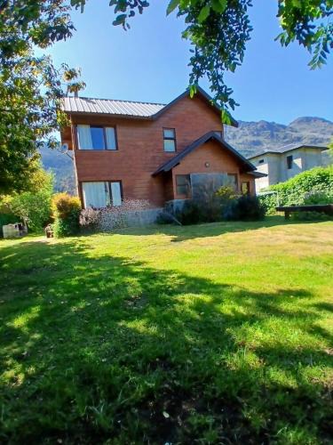 Lago Puelo House | Cabañas Peñi Huen