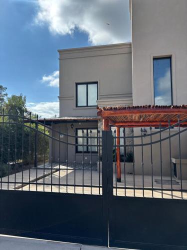 Salta House | Casa 2 cuartos Alquiler Amoblada Salta