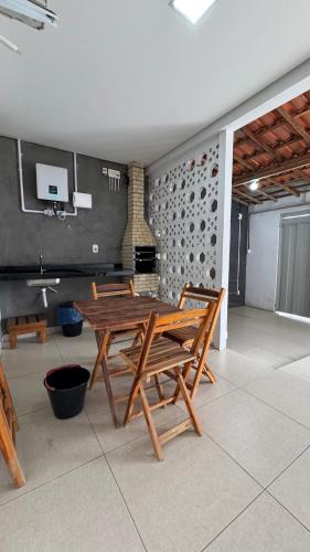 Juazeiro House | Casa 3 Quartos , Ar Condicionado e Área de Churrasco com Ducha