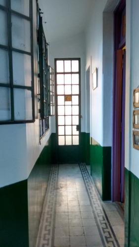 San Isidro House | Casa antigua en San Isidro a una cuadra de la estación