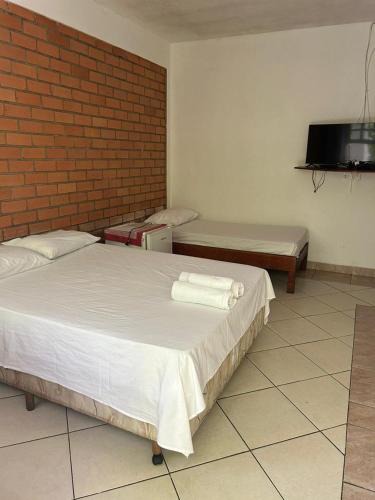 Trindade Hotel | Casa Brasil pousada e lazer