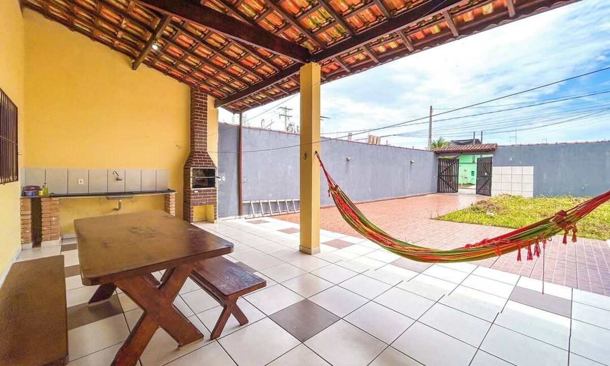 Princesa House | Casa c churrasqueira próx à Praia Jardim Real/SP