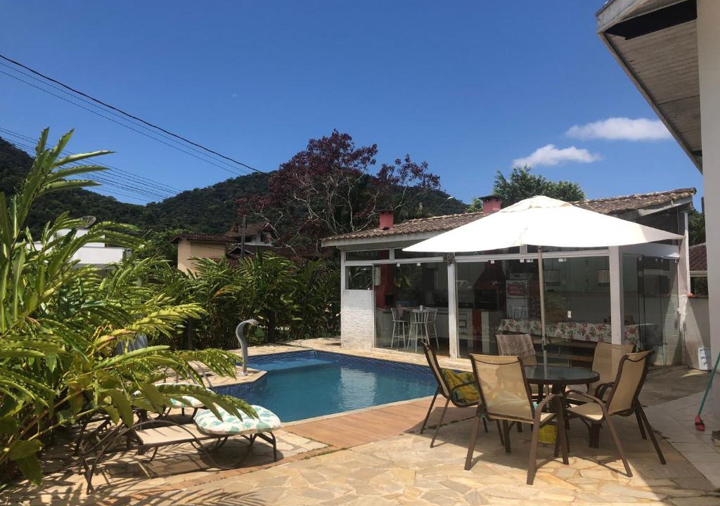 Horto House | Casa com piscina ubatuba