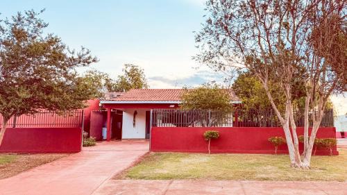 Maracaju Villa | Casa completa com ar-condicionado, Wi-Fi e check-in automático