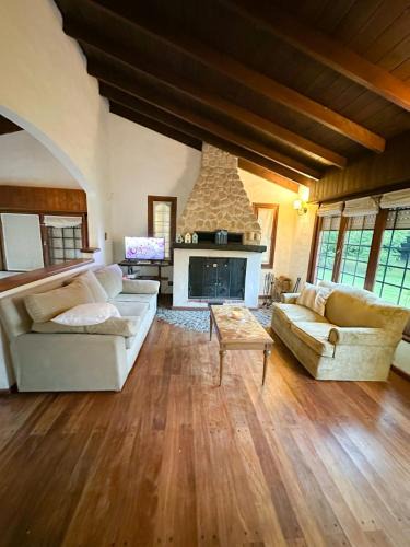 Partido de Mar Chiquita House | Casa con gran parque y pileta en La Armonía