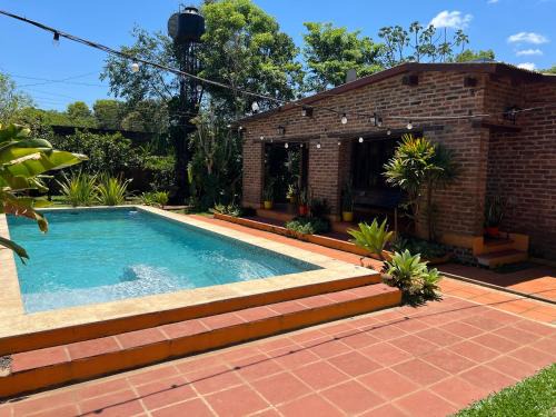 Garupa House | Casa con piscina y parque