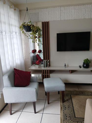 Pinheirinho House | Casa confortavel com 2 quartos Wi-Fi e estacionamento numero 1