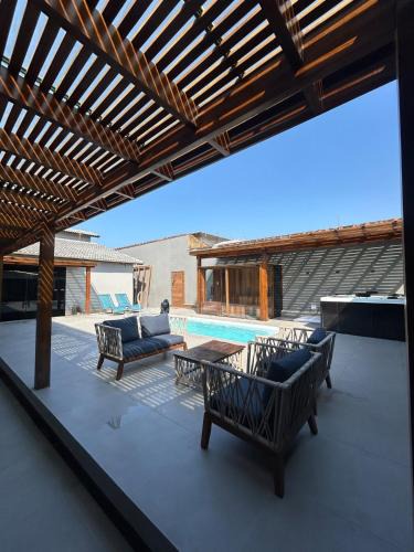 Jardim Britania House | Casa Coral