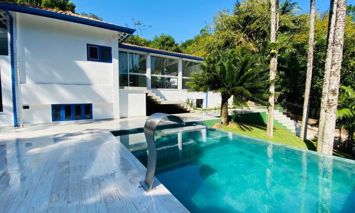 Maresias House | Casa da Mata (Maresias beachfront condominium)