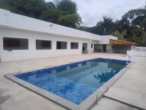 Monteiro Lobato House | Casa de Campo e Eventos Villa Chico Dias